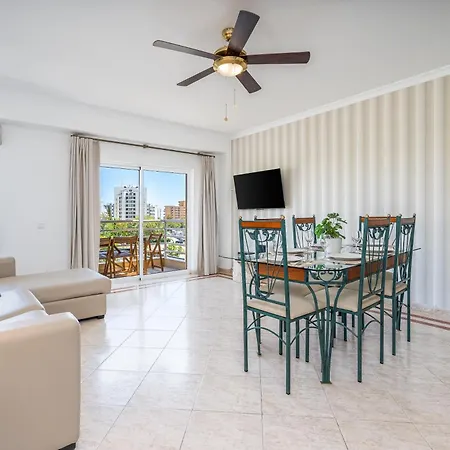 דירה 2 Bedroom Flat